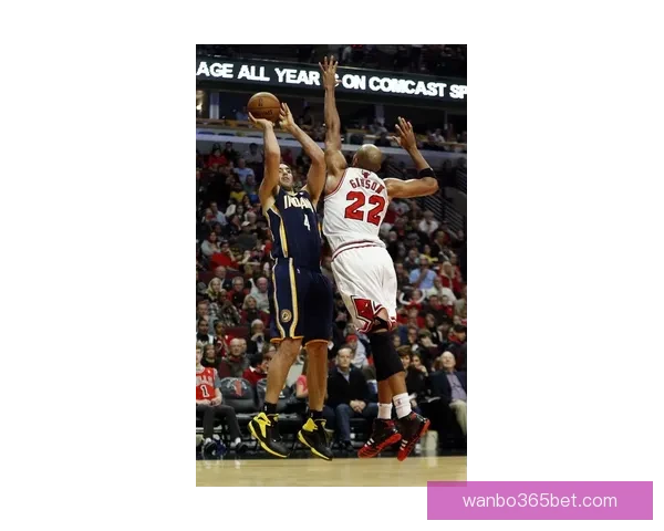 恩比德复出贡献35分助76人大胜公牛乔治解禁砍28分球队领先优势高达47分