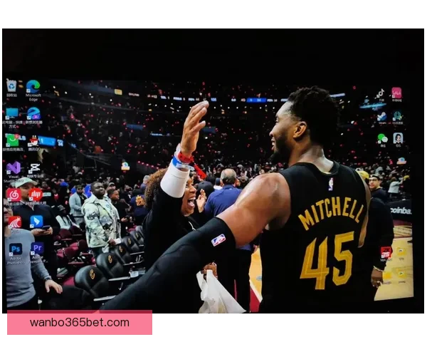 米切尔赞哈登助力球队成功 称没有团队协作无法走到今天